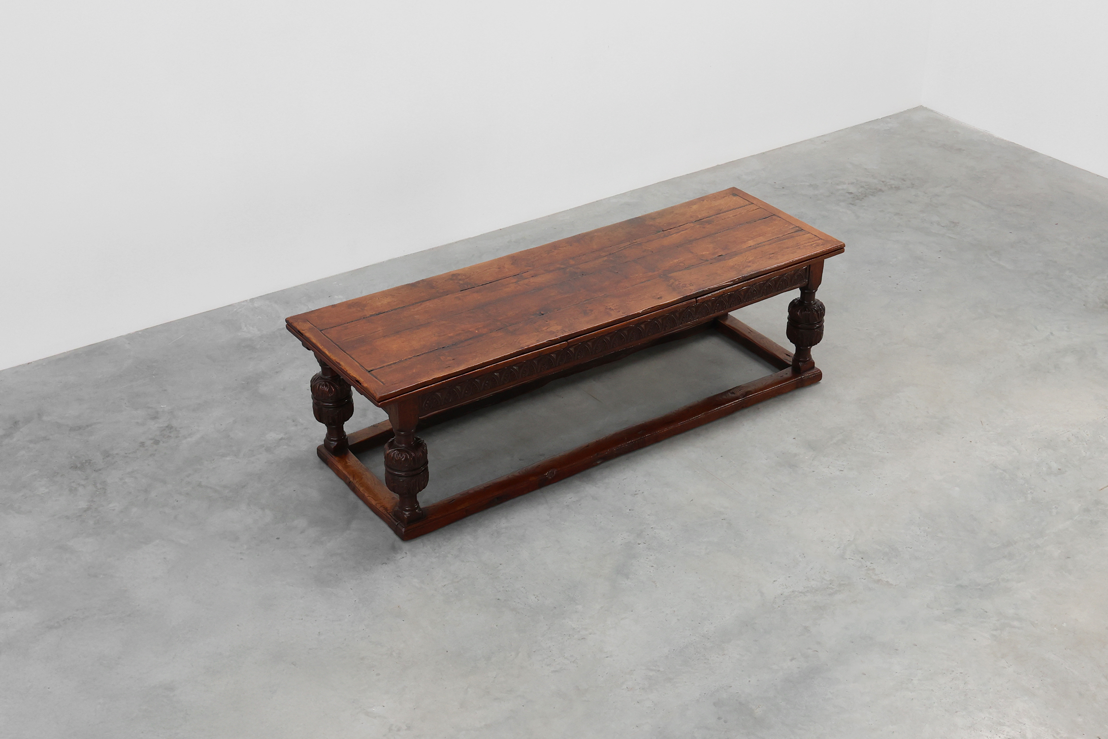 Large 17th‑Century Extendable Oak Dining Table, Francethumbnail